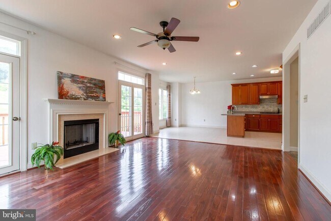 Foto del edificio - 17 Landon Way