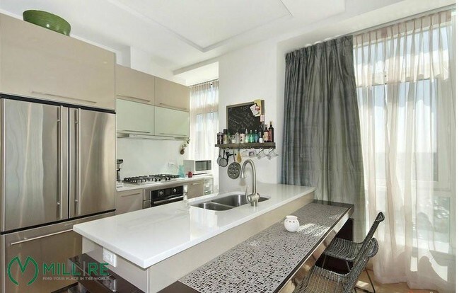 Foto del edificio - 2415 Queens Plz N