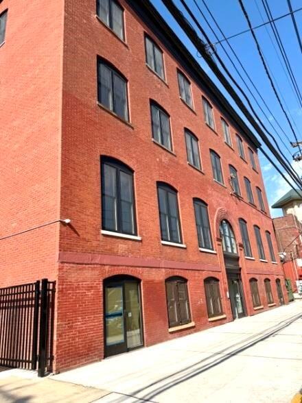 Photo - 38 Mill St Townhome