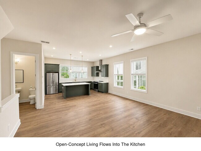 Foto del edificio - Your Alpharetta Retreat Awaits – Elegant Townhome Living with Resort Amenities