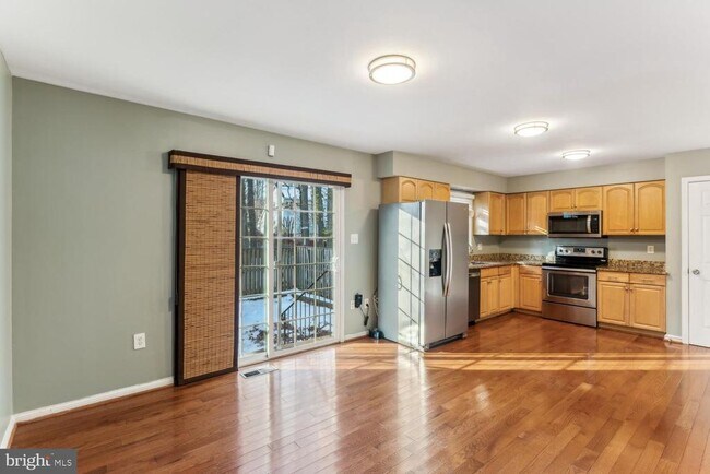 Foto del edificio - 8624 Burling Wood Dr