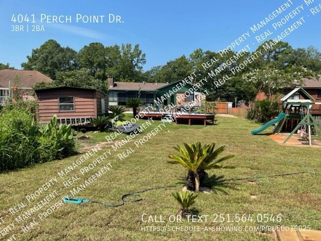 Foto del edificio - Nice 3 Bedroom 2 Bath Waterfront Home with...