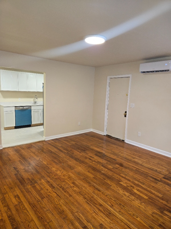 Photo - 8312 Roanoke Ave (Takoma Park, MD)