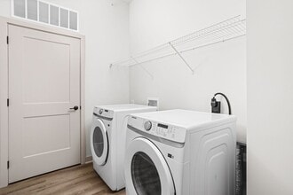 Interior Photo - L’Etoile Apartments