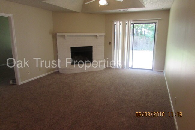 Building Photo - Crowfield Village