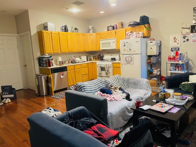 Photo - 1613 N Sydenham St Apartment