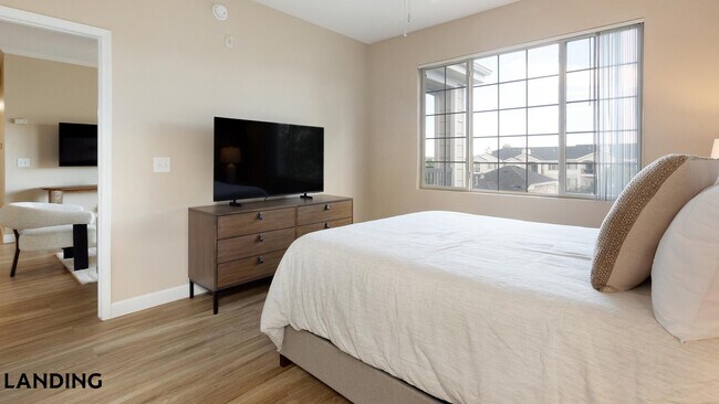 Building Photo - 3505 S Nelson Cir