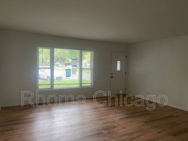Building Photo - 7984 Ramsgate Cir N