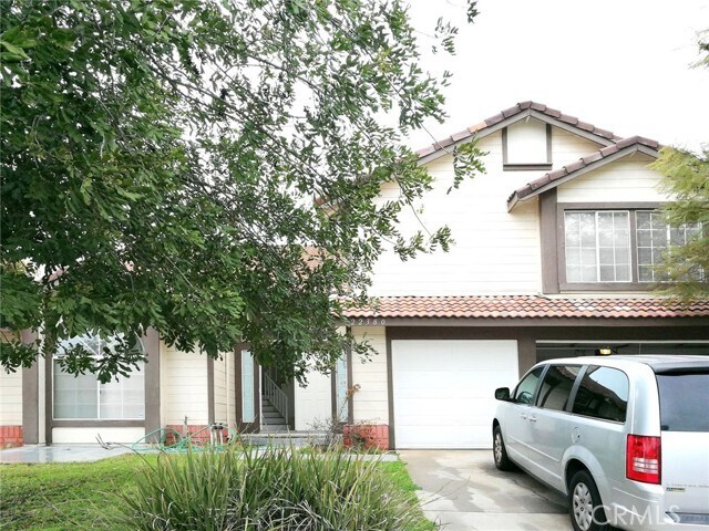 Foto principal - 22380 Wembley Dr