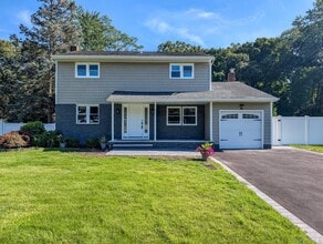 Building Photo - 12 Somerset Dr