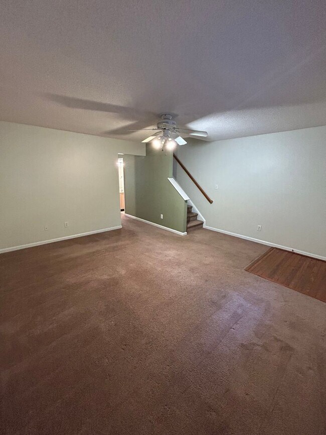 Foto del edificio - Durham / 2BR Townhouse of Pope Rd AVAIL