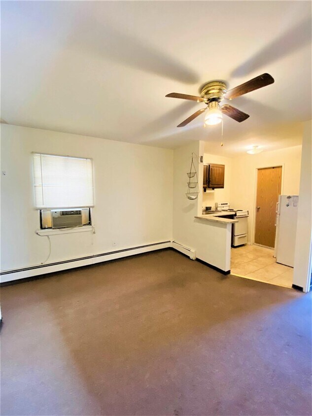 Primary Photo - 58 2nd St