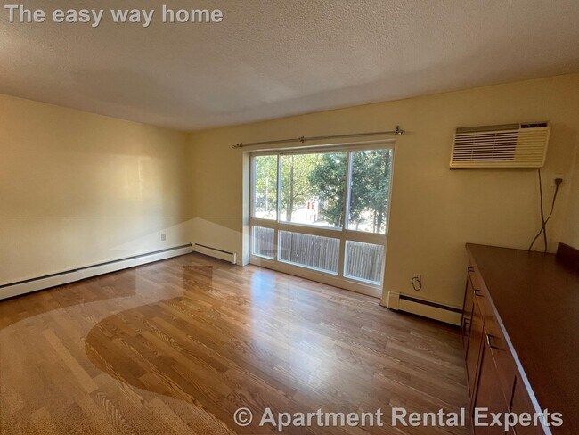 Photo - 2595 Massachusetts Ave Unit #4 Apartment