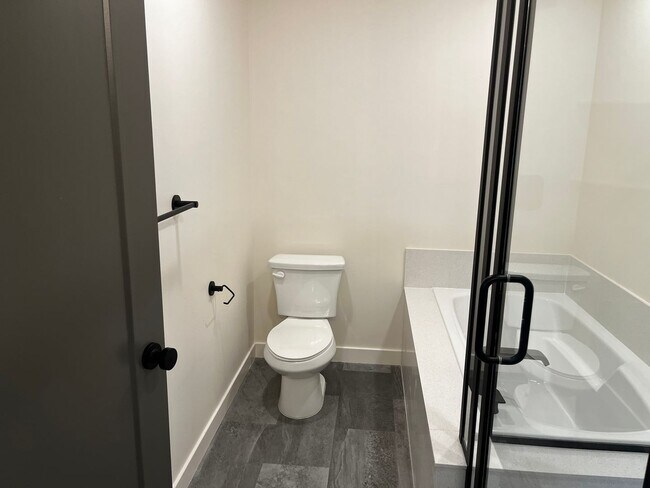 Building Photo - BRAND NEW Gorgeous Lehi Townhomes!!!