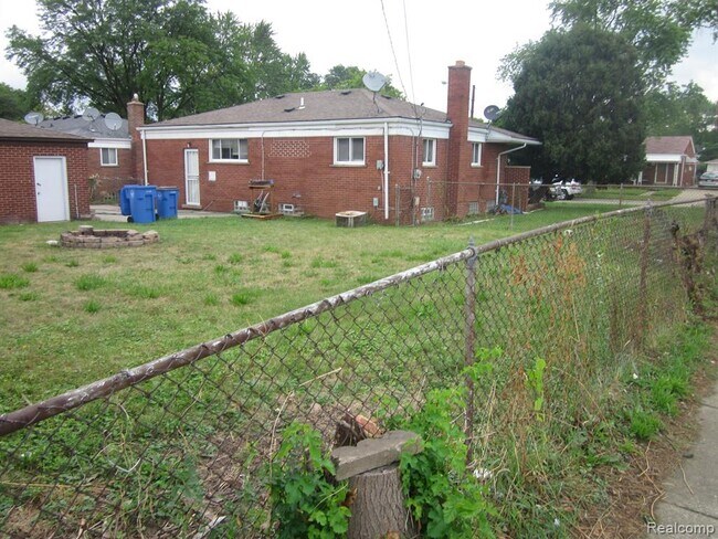 Foto del edificio - 27294 W Pleasant Ridge Dr