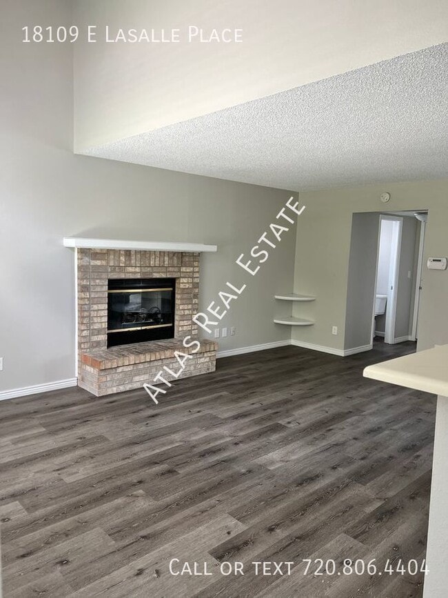 Foto del edificio - Beautiful 5 Bed 3 Bath Home in Southeast A...