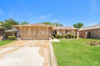 Building Photo - 6615 Navidad Rd