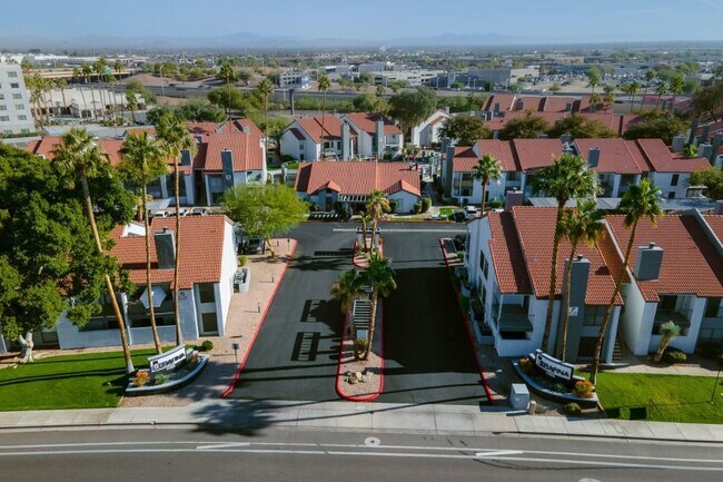 Foto del edificio - Serafina at South Mountain