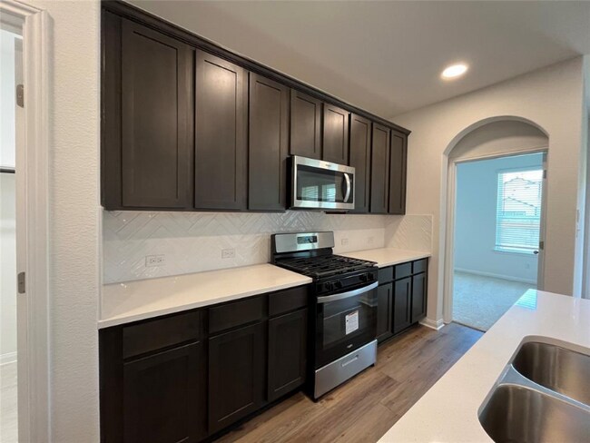 Foto del edificio - 8521 Wellspring Loop