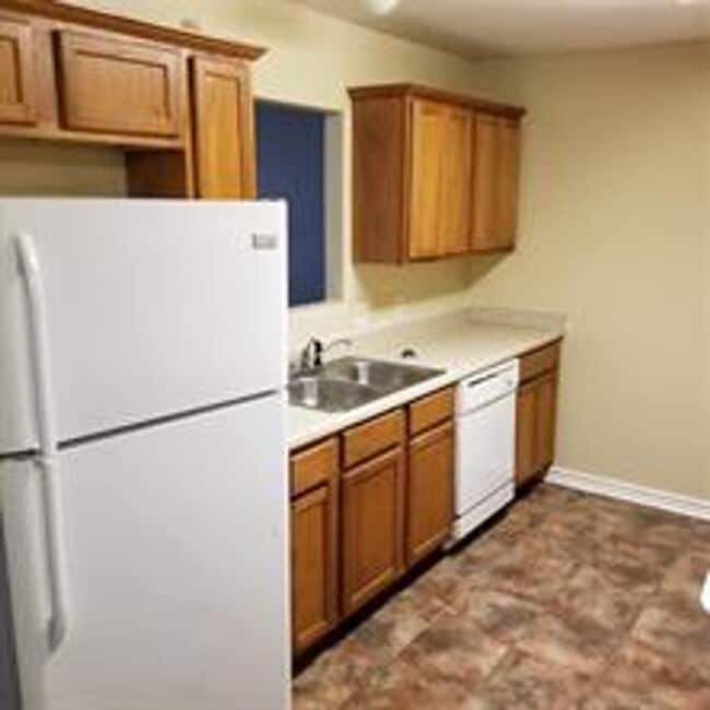 Building Photo - 330-330 Graystone Cir