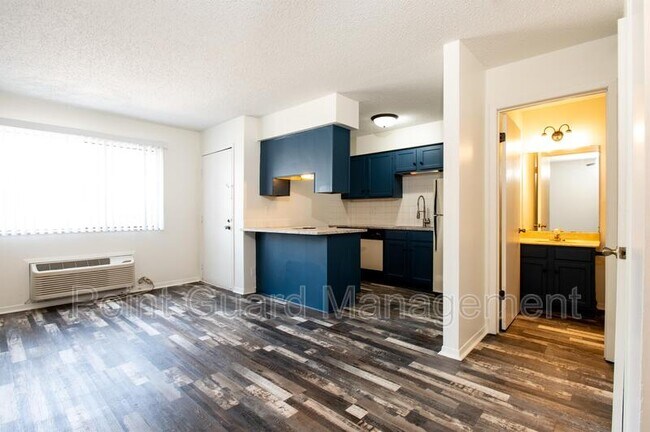 Foto del edificio - 2739 N Amidon Ave