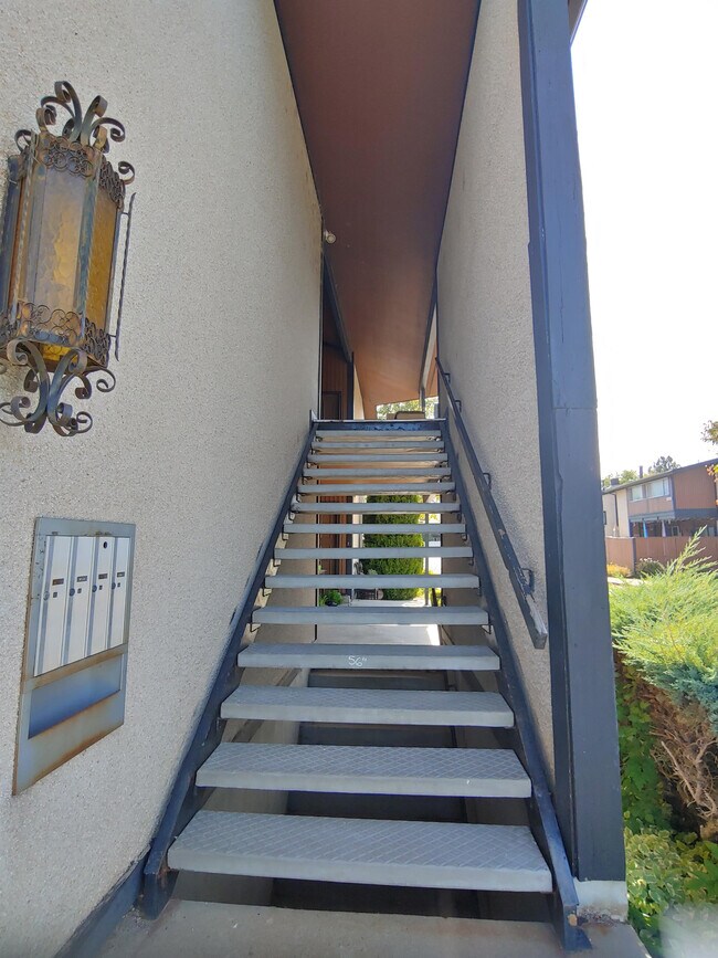 Foto del edificio - 249 W Garden Park Dr