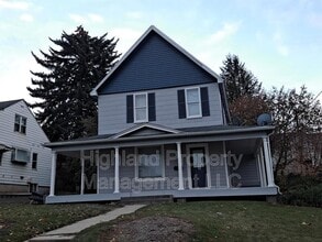 Building Photo - 420 NE Kamiaken St