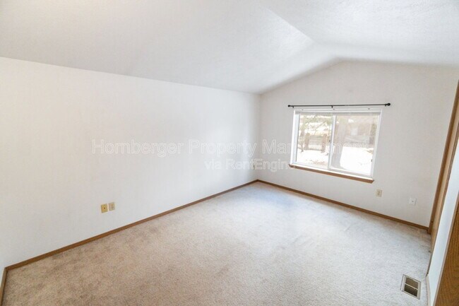 Foto del edificio - 1603 E 33rd Ave