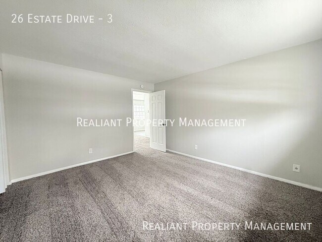 Foto del edificio - 26 Estate Dr