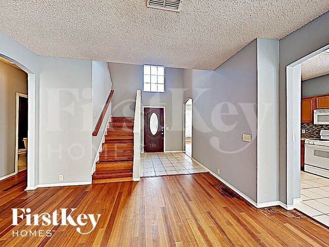 Foto del edificio - 7885 Parkmount Ct
