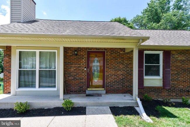 Building Photo - 12407 Lampton Ln