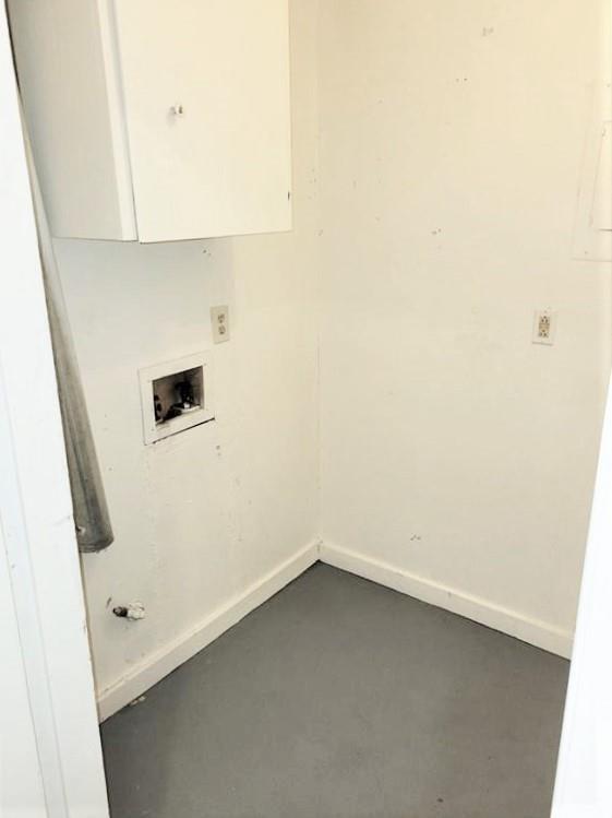Building Photo - 3408 Lynridge Dr