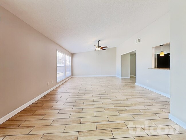 Building Photo - 1237 Edgerton Dr