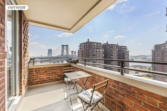 Foto del edificio - 568 Grand St