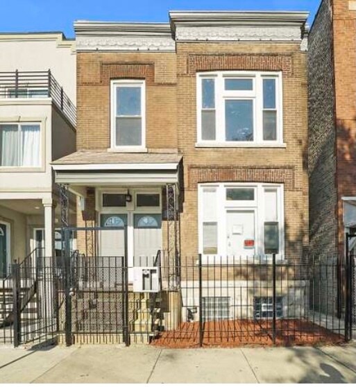 Foto del edificio - 1919 S Trumbull Ave