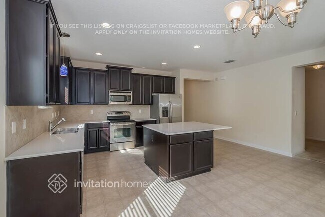 Building Photo - 192 Woodfield Ln