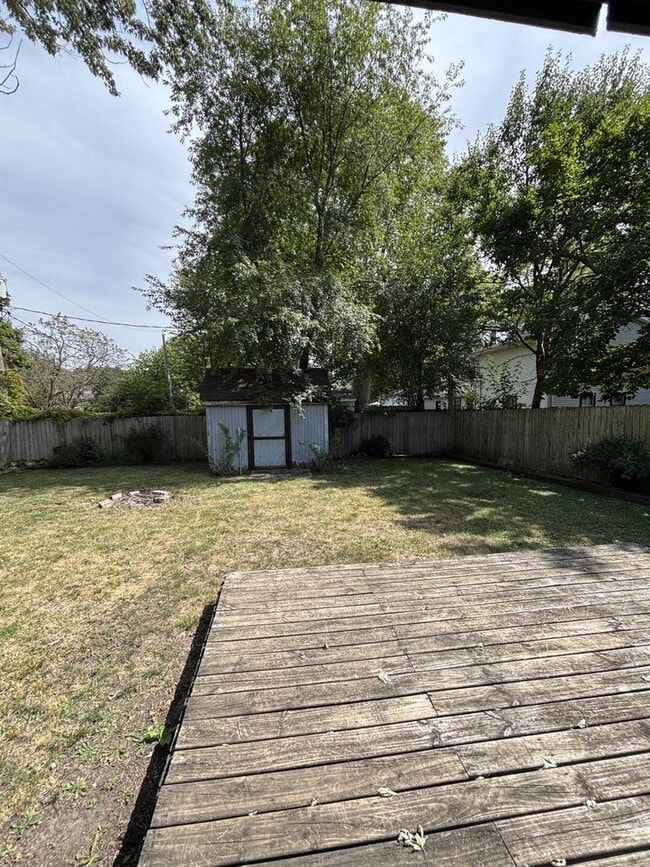 Building Photo - 906 Timothy Trail