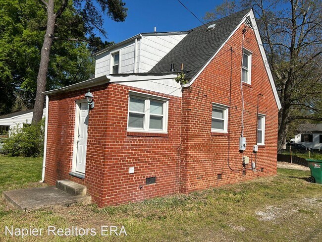 Building Photo - 3 br, 2 bath House - 1130 Hollister Avenue