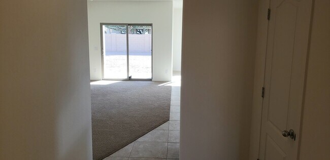 Building Photo - BRAND NEW Gehan built home close to everyt...