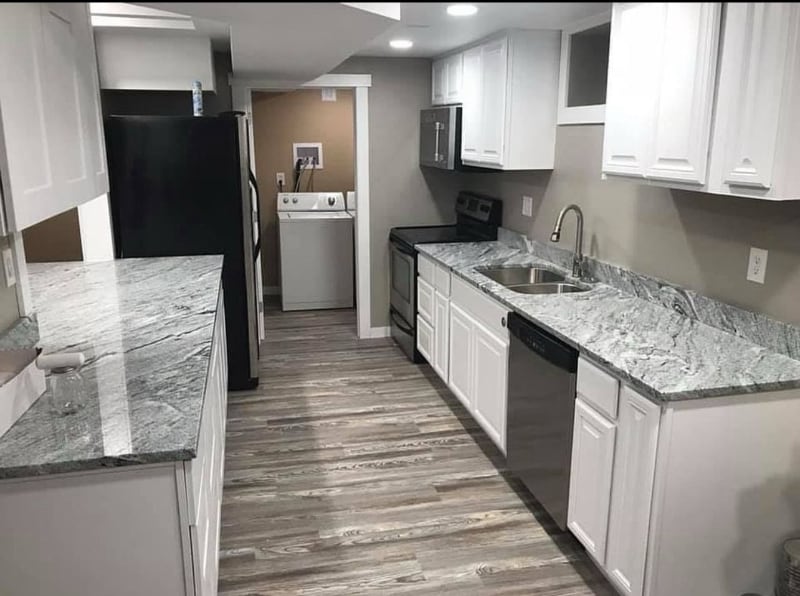 Foto principal - 702 E 21st Pl