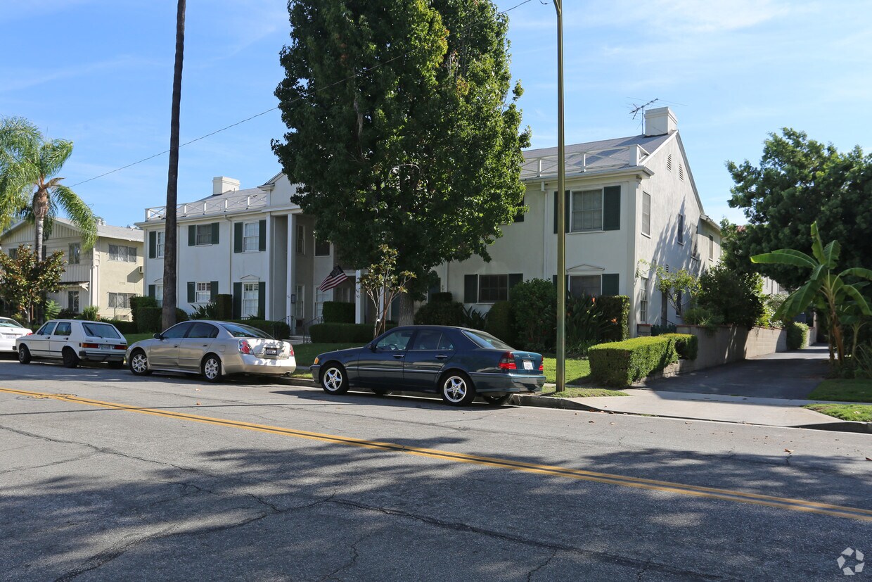 Primary Photo - 1122 N Louise St