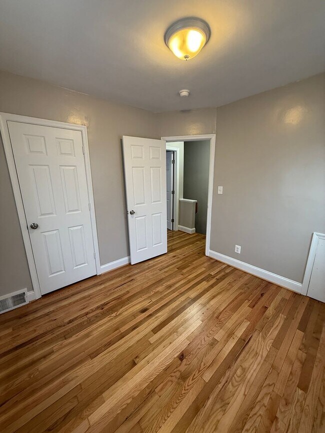 Foto del edificio - 3 Bedroom 1 Bath House