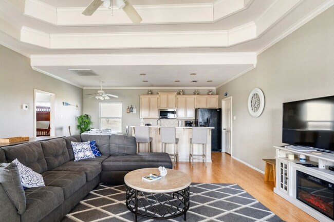 Foto del edificio - 3229 Castle Dr