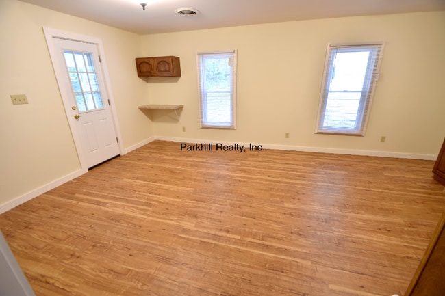 Building Photo - 308 Wood St