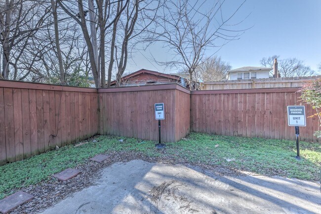 Building Photo - 97 N Auburndale St