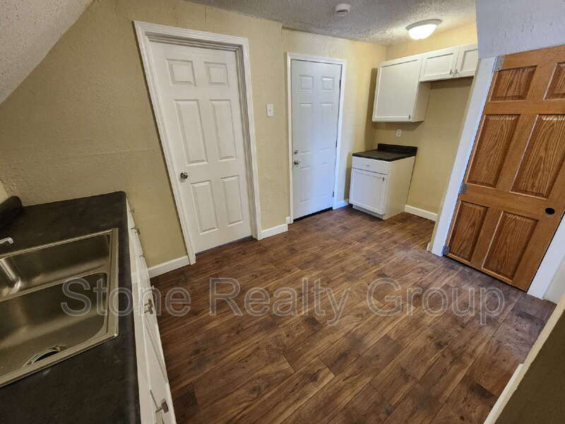 Foto del edificio - 624 S 8th St