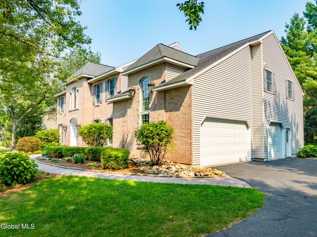 Building Photo - 24 Forest Dr