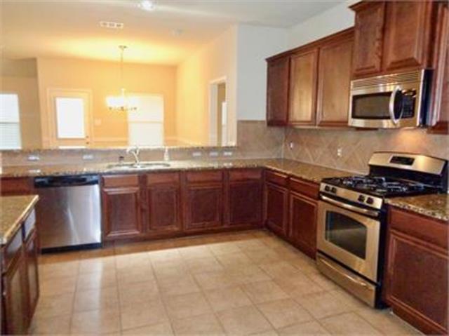 Foto del edificio - 9700 Starfire Dr