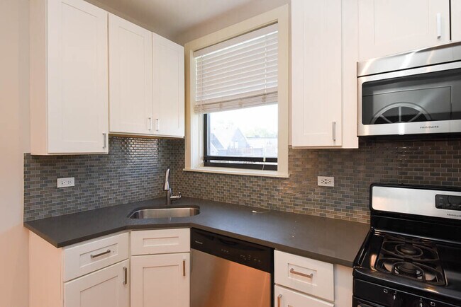 Foto del edificio - 2321 N Rockwell St