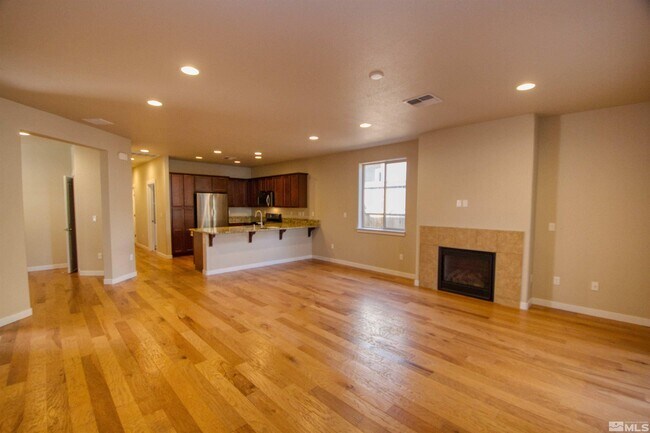 Building Photo - 1365 Balfour Dr